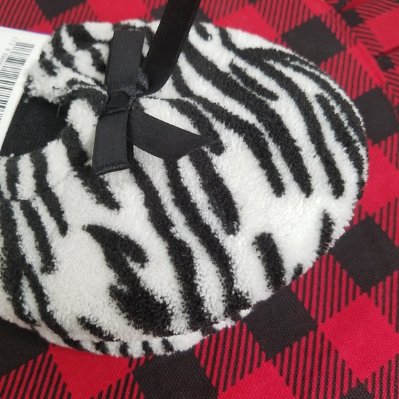 💜-CAPELLI | ZEBRA PRINT SLIPPERS - Picture 3 of 4